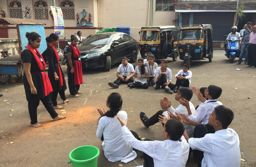 street play1.